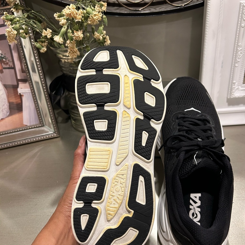 Hoka Bondi 9 Women's Black & White Platform Running Sneakers - Picture 4 of 12
